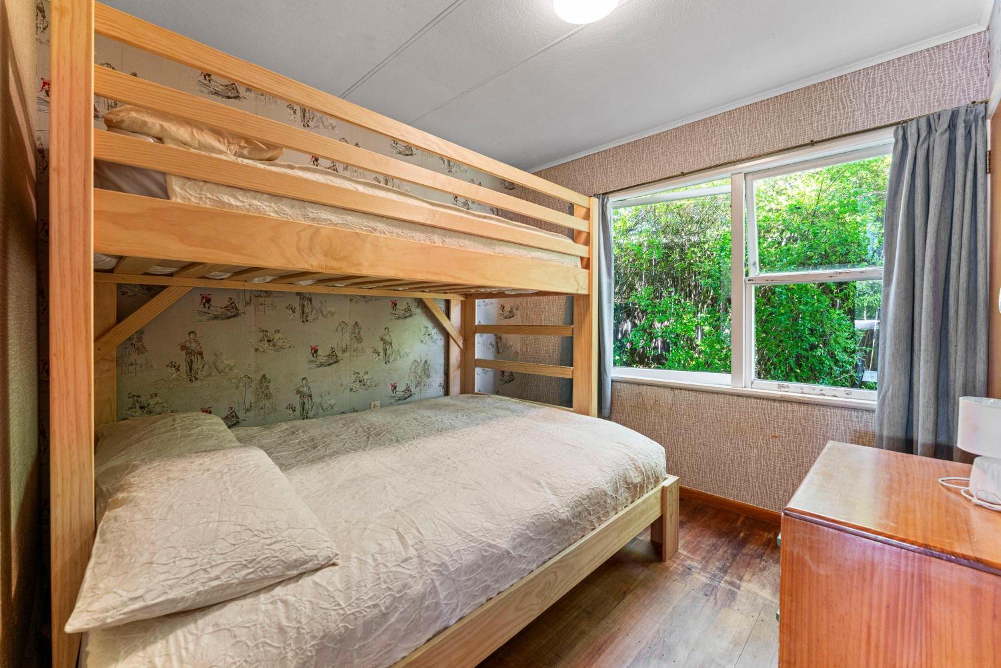 Lakeview Cottage - Rainbow Point Holiday Home Lago Lago Taupo Esterno foto